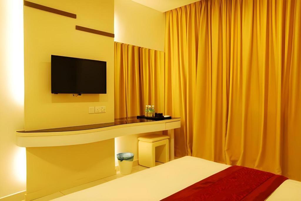 Lf Hotel Tapah Exterior foto